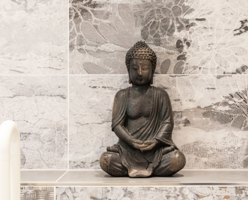 Buddha in der Praxis von Zahnarzt Gunnar Gansen in Schönwalde Glien bei Berlin.